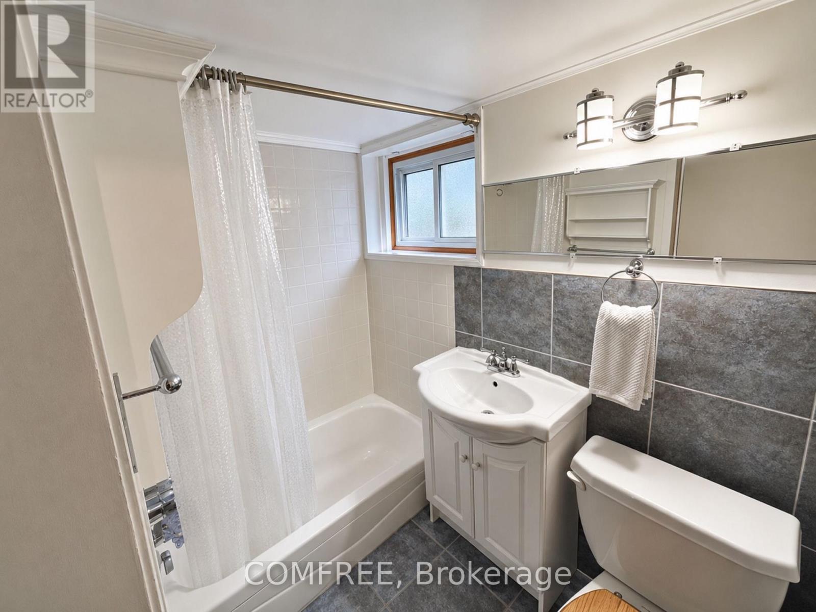 1815 Iroquois Street, Windsor, Ontario  N8Y 1S1 - Photo 15 - X13559032