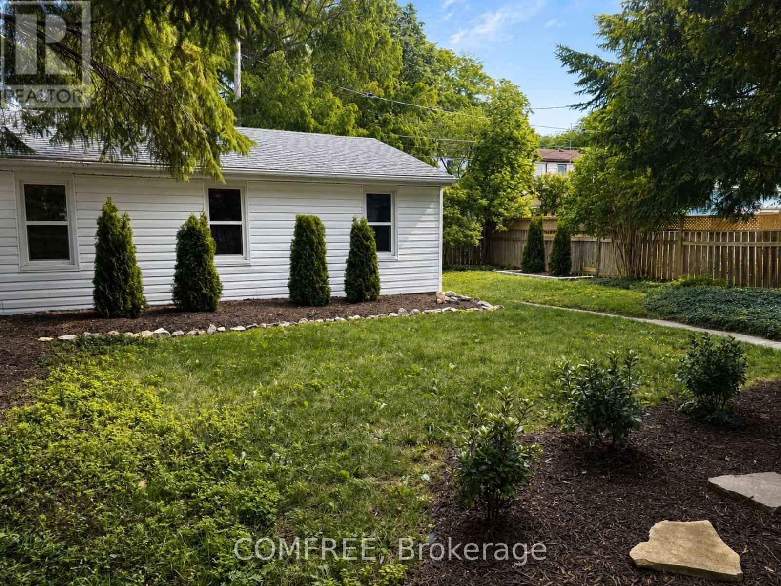 1815 Iroquois Street, Windsor, Ontario  N8Y 1S1 - Photo 19 - X13559032