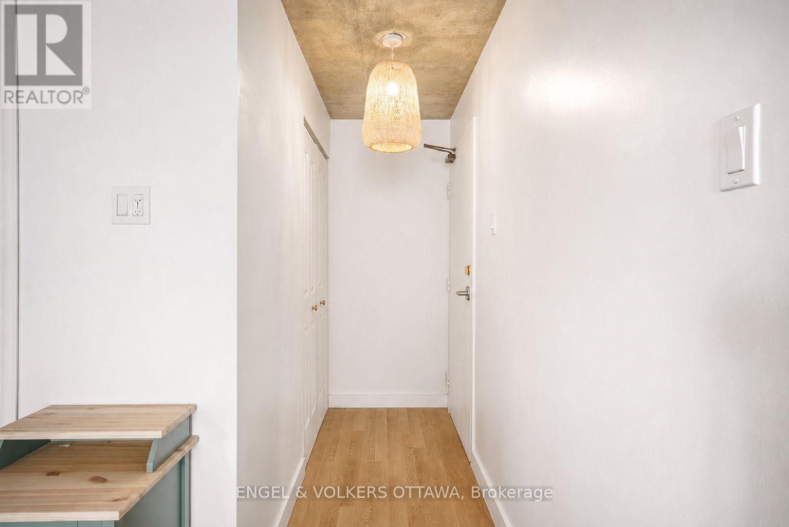 1602 - 475 Laurier Avenue W, Ottawa, Ontario  K1R 7X1 - Photo 3 - X13559048