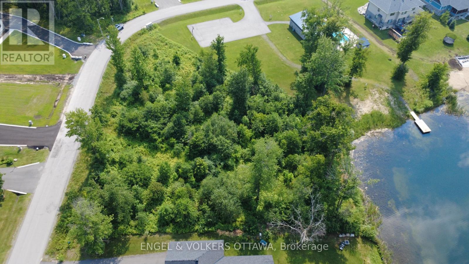 576 Shoreway Drive, Ottawa, Ontario  K4P 0G3 - Photo 1 - X13559226