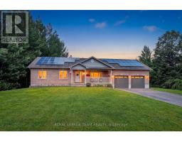 8115 ADAM BAKER WAY, Ottawa, Ontario