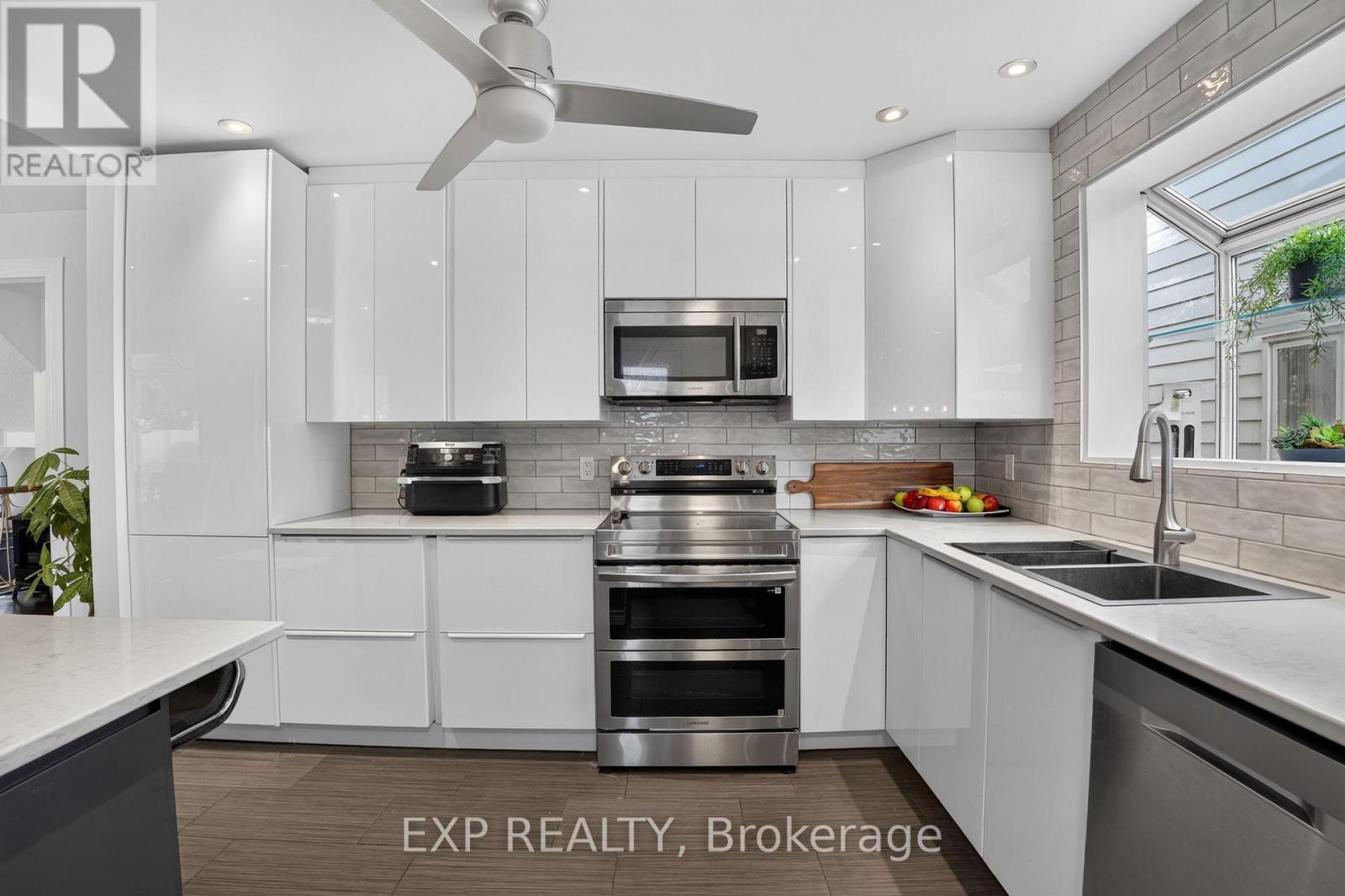 2490 Regina Street, Ottawa, Ontario  K2B 6X5 - Photo 8 - X13559342
