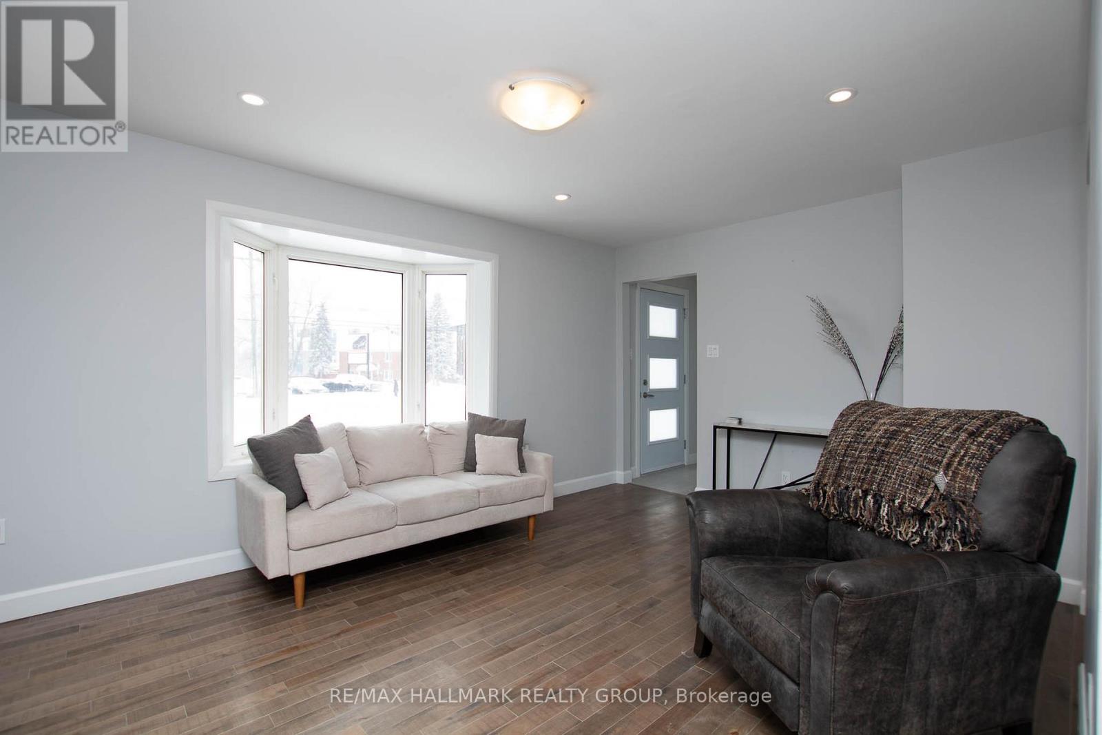 929 Merivale Road, Ottawa, Ontario  K1Z 5Z7 - Photo 11 - X13559360