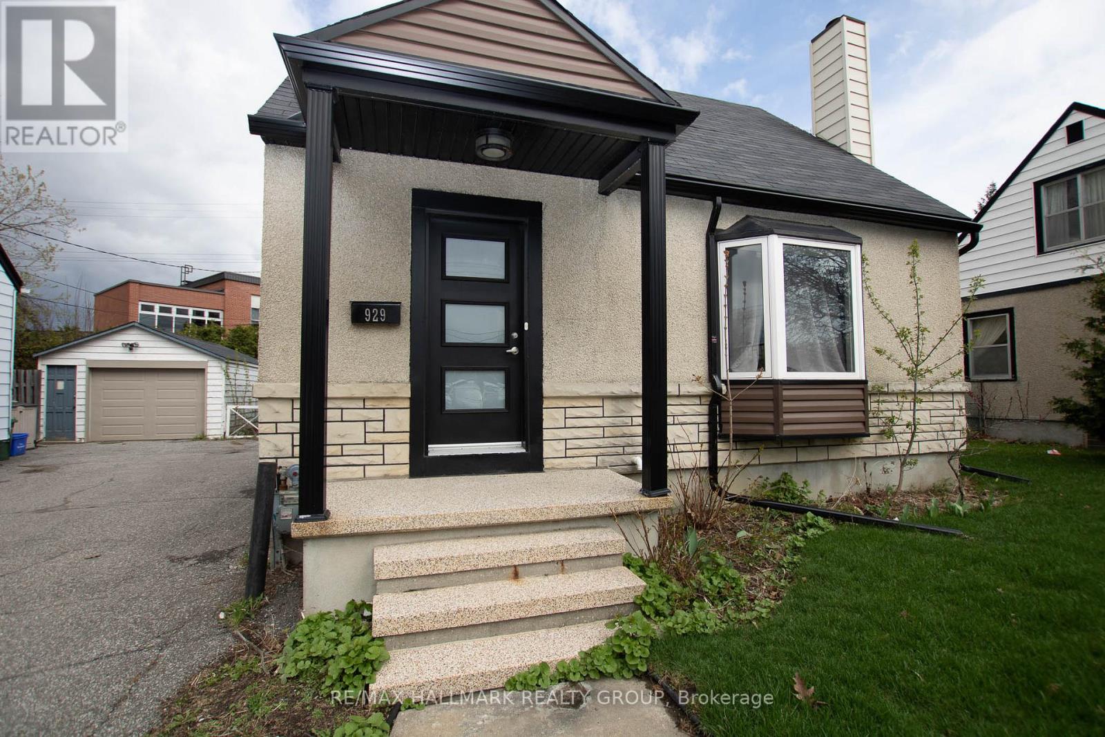 929 Merivale Road, Ottawa, Ontario  K1Z 5Z7 - Photo 3 - X13559360