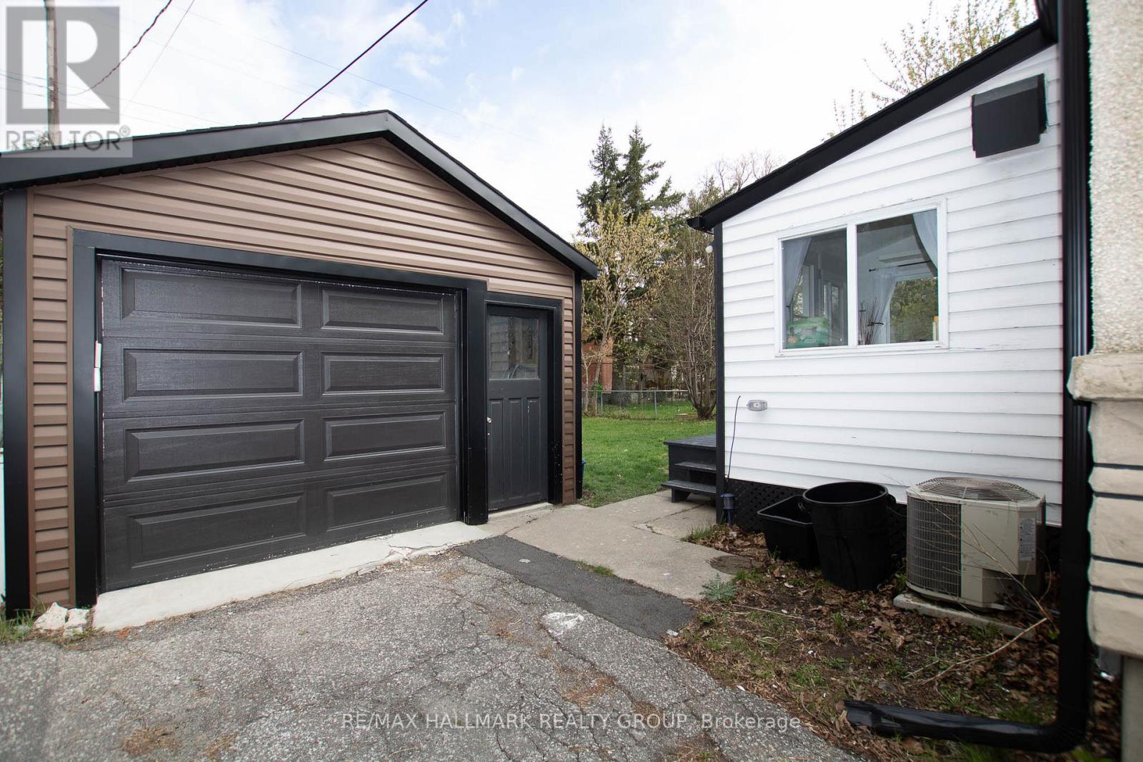 929 Merivale Road, Ottawa, Ontario  K1Z 5Z7 - Photo 4 - X13559360