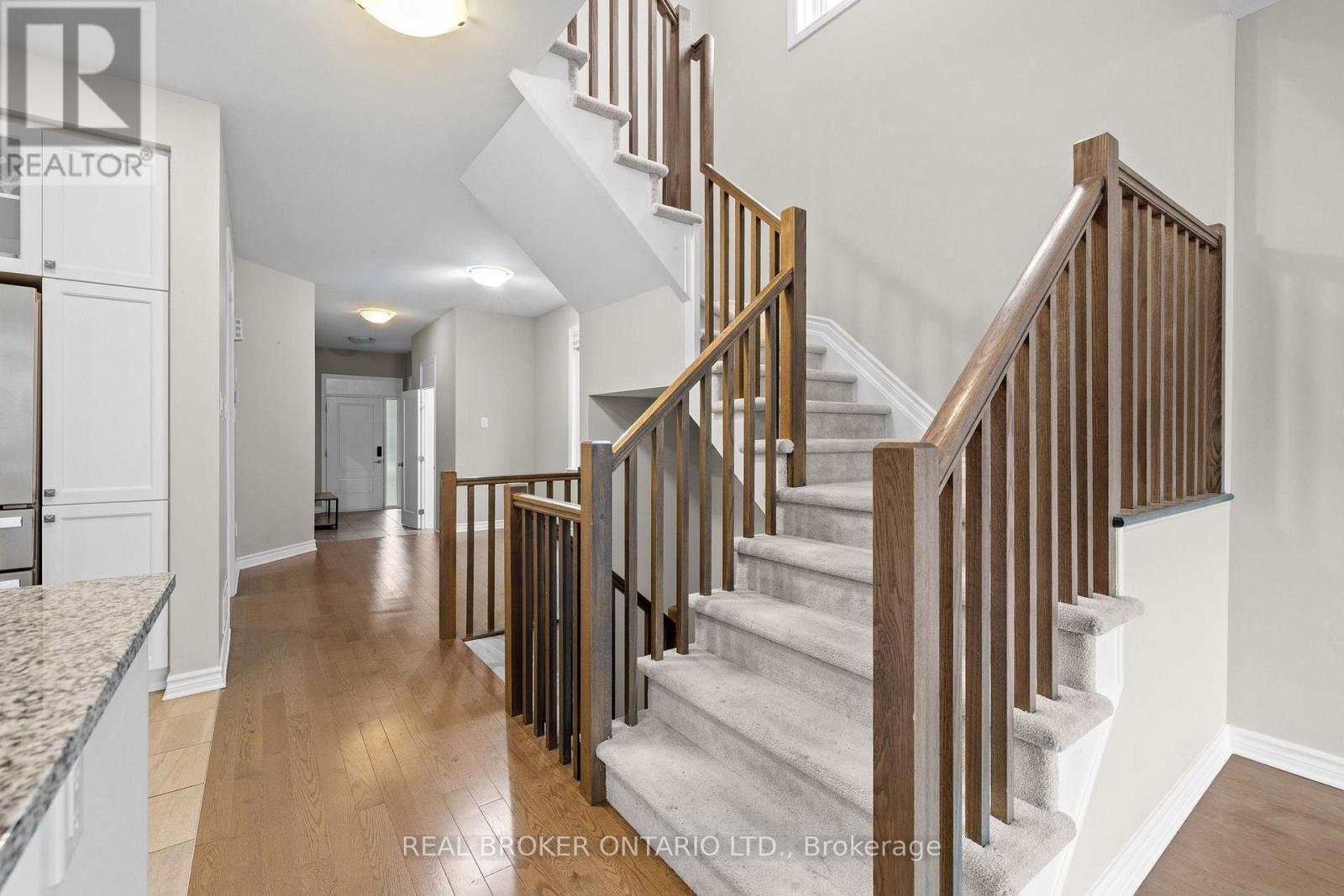 838 Cedar Creek Drive, Ottawa, Ontario  K1T 0N6 - Photo 14 - X13559418