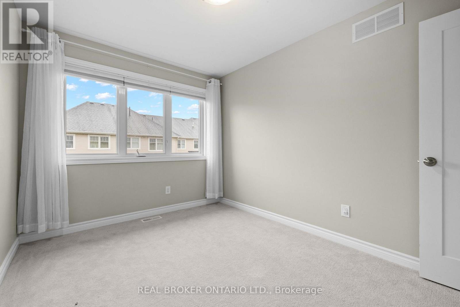 838 Cedar Creek Drive, Ottawa, Ontario  K1T 0N6 - Photo 15 - X13559418