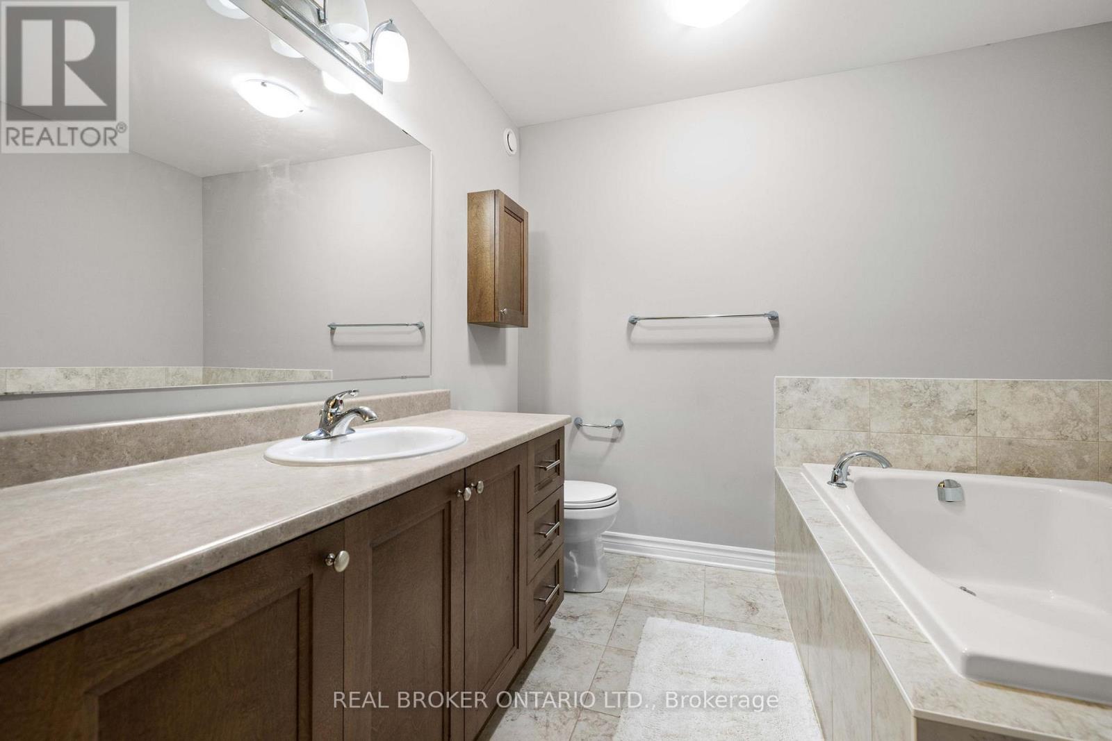 838 Cedar Creek Drive, Ottawa, Ontario  K1T 0N6 - Photo 25 - X13559418