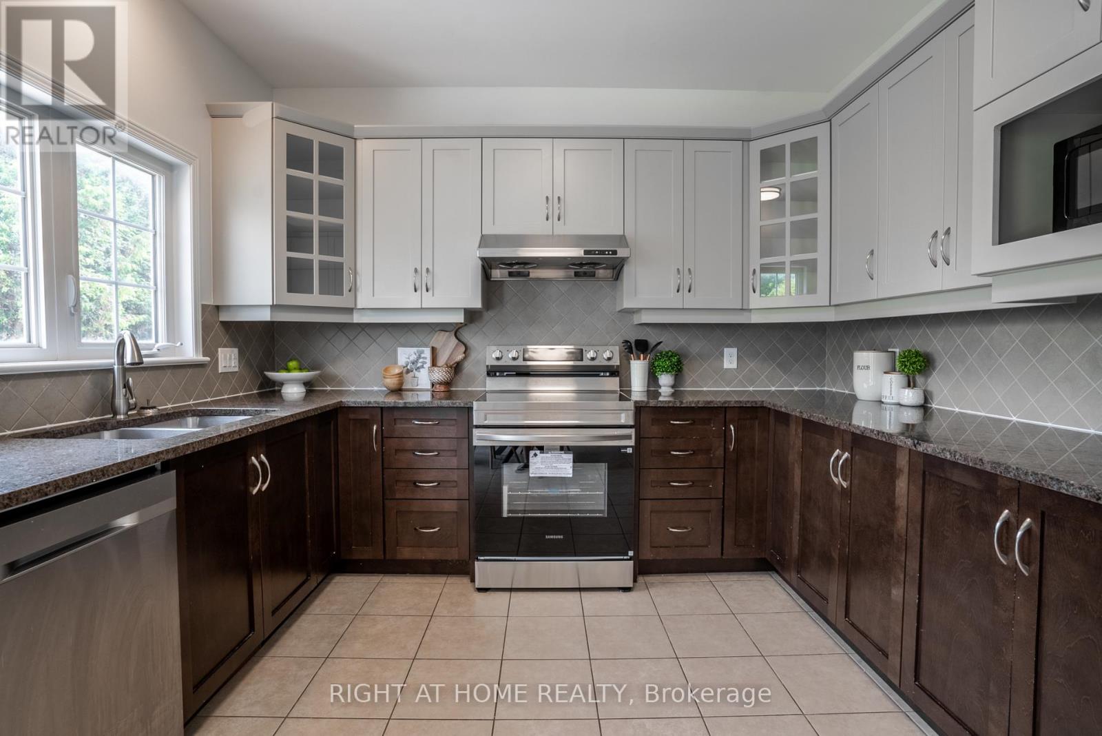 106 Sunita Crescent, Ottawa, Ontario  K2J 5S5 - Photo 15 - X13559458