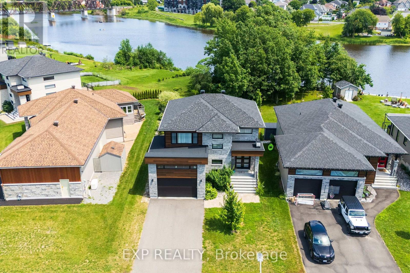 144 Argile Street, Casselman, Ontario  K0A 1M0 - Photo 2 - X13559582