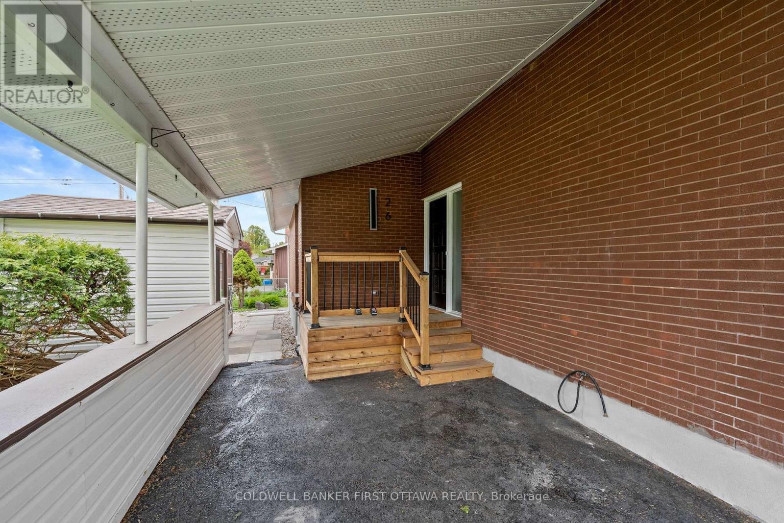 26 Spring Garden Avenue, Ottawa, Ontario  K2G 3B4 - Photo 3 - X13559662