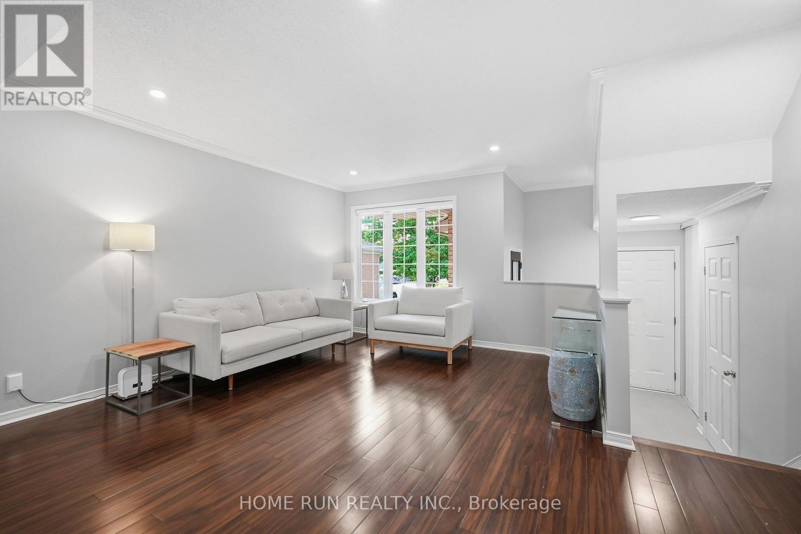 1169 Clyde Avenue, Ottawa, Ontario  K2C 4B2 - Photo 3 - X13559738