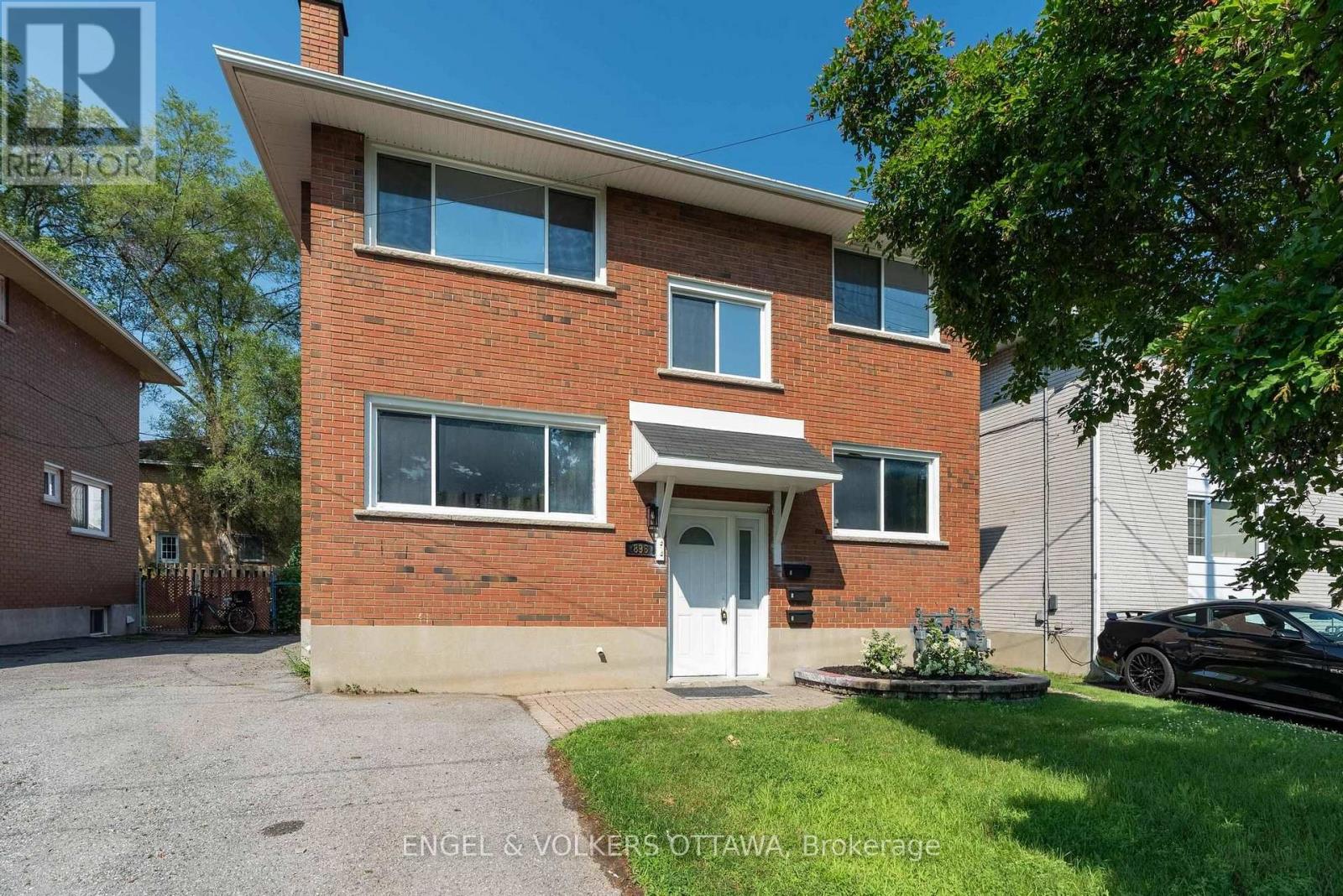 3 - 896 Pinewood Crescent, Ottawa, Ontario  K2B 5Y4 - Photo 1 - X13560198