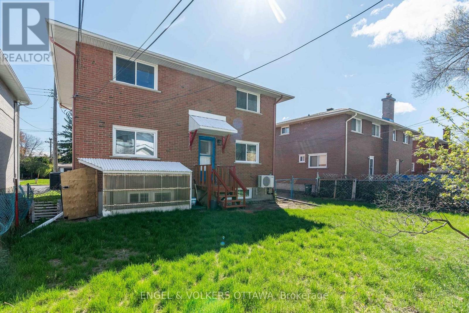 3 - 896 Pinewood Crescent, Ottawa, Ontario  K2B 5Y4 - Photo 31 - X13560198