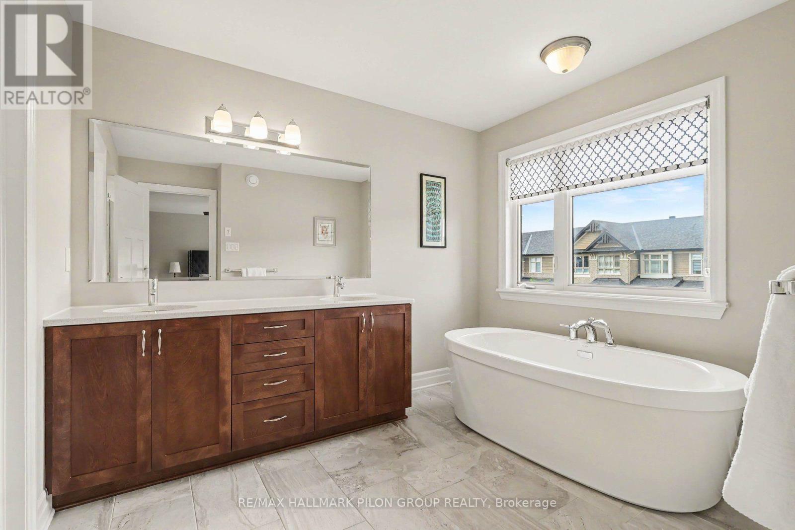 260 Shinleaf Crescent, Ottawa, Ontario  K1W 0J2 - Photo 18 - X13560294
