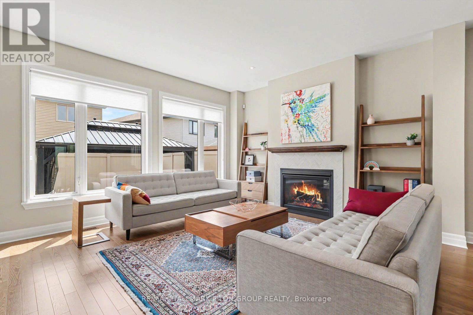 260 Shinleaf Crescent, Ottawa, Ontario  K1W 0J2 - Photo 3 - X13560294