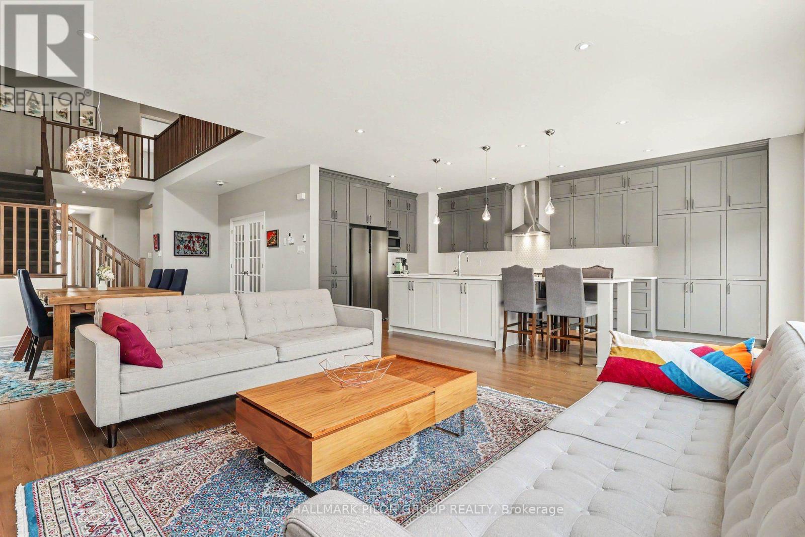 260 Shinleaf Crescent, Ottawa, Ontario  K1W 0J2 - Photo 4 - X13560294