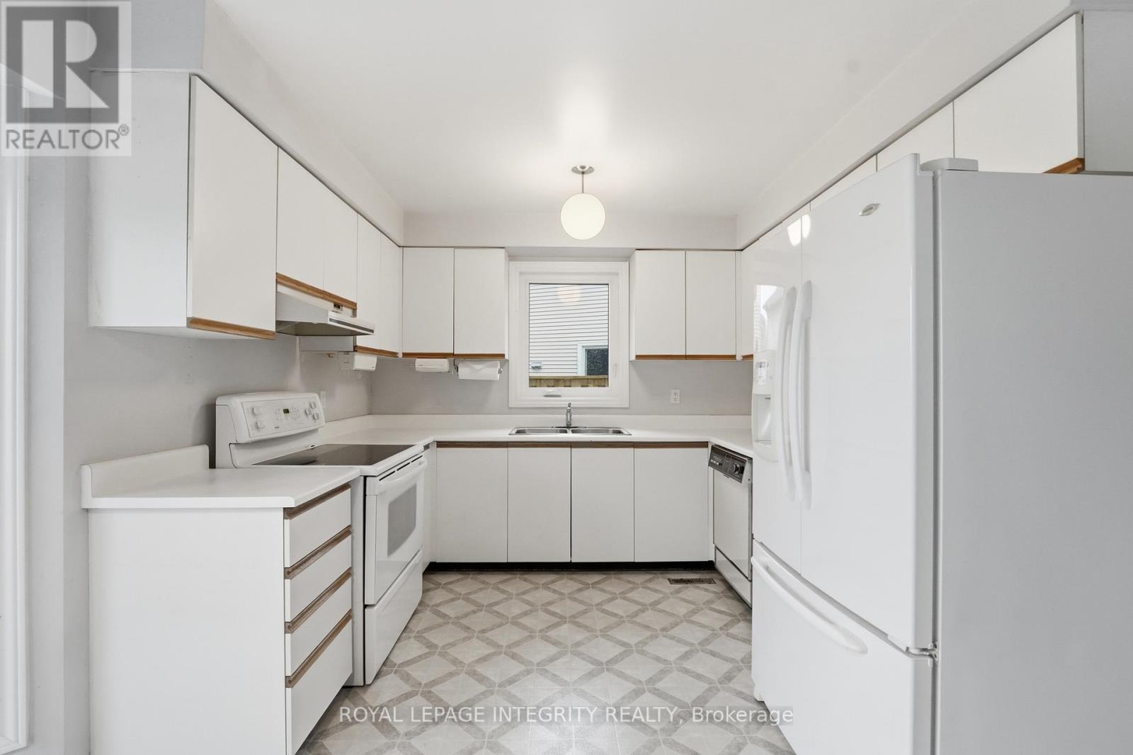 2133 Lenester Avenue, Ottawa, Ontario  K2A 4A9 - Photo 17 - X13561088