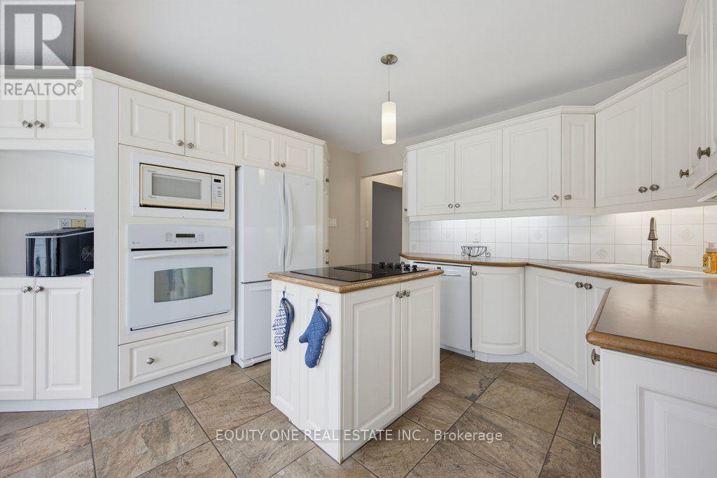 1315 Prestone Drive, Ottawa, Ontario  K1E 2Z2 - Photo 19 - X13561122