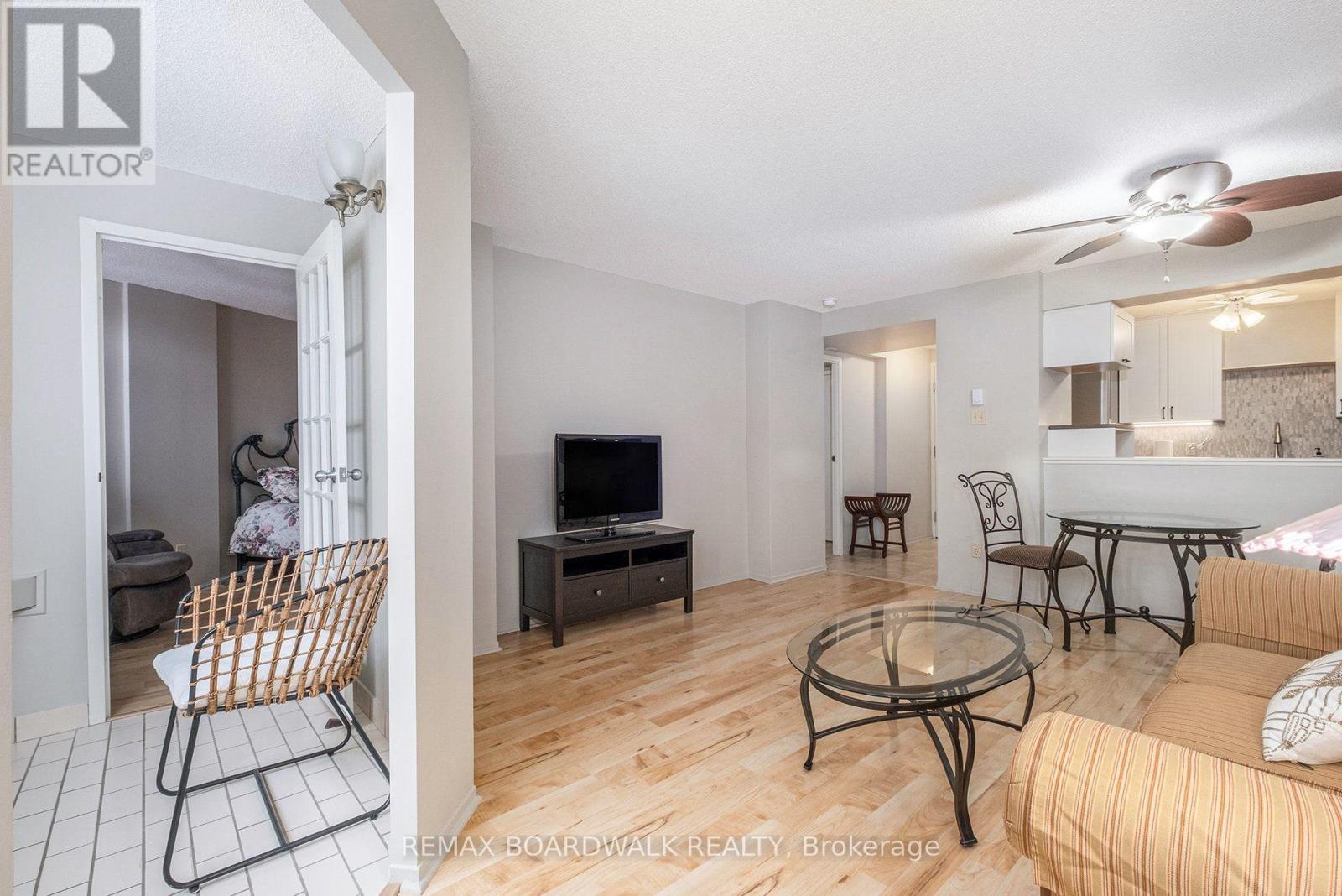 210 - 1025 Grenon Avenue, Ottawa, Ontario  K2B 8S5 - Photo 4 - X13561336
