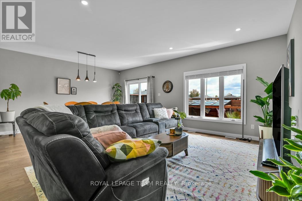 203 Filion Street, Russell, Ontario  K0A 1W0 - Photo 12 - X13561376