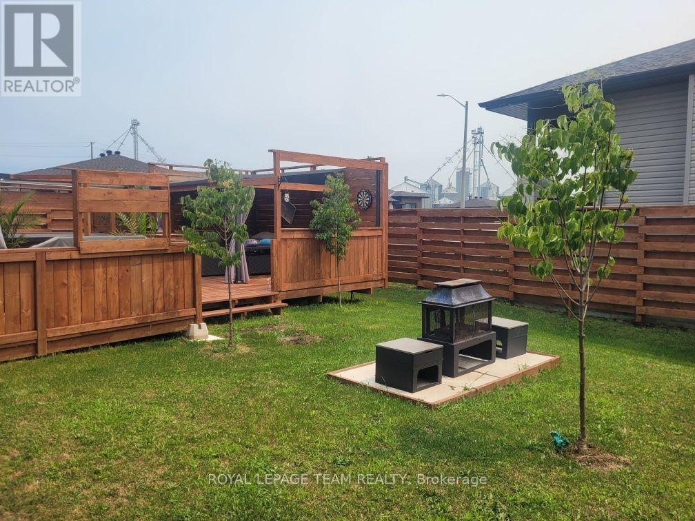 203 Filion Street, Russell, Ontario  K0A 1W0 - Photo 35 - X13561376