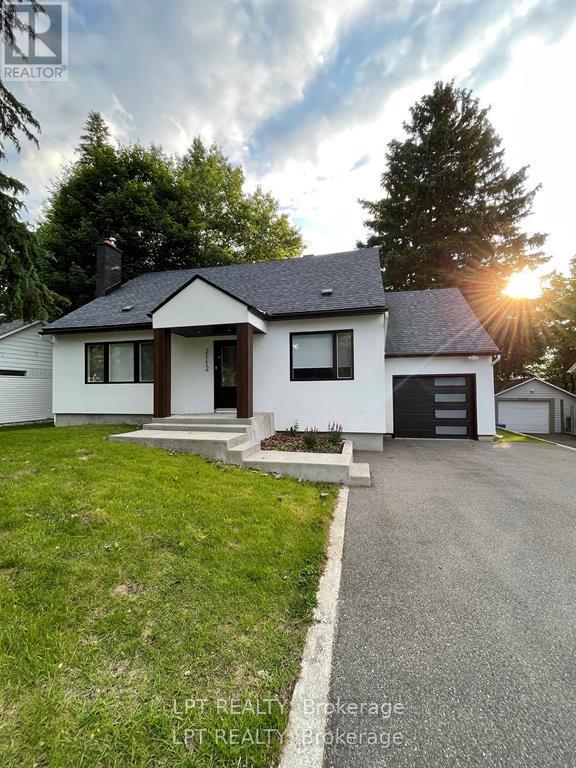 2112 Alta Vista Drive, Ottawa, Ontario  K1H 7L8 - Photo 1 - X13561476