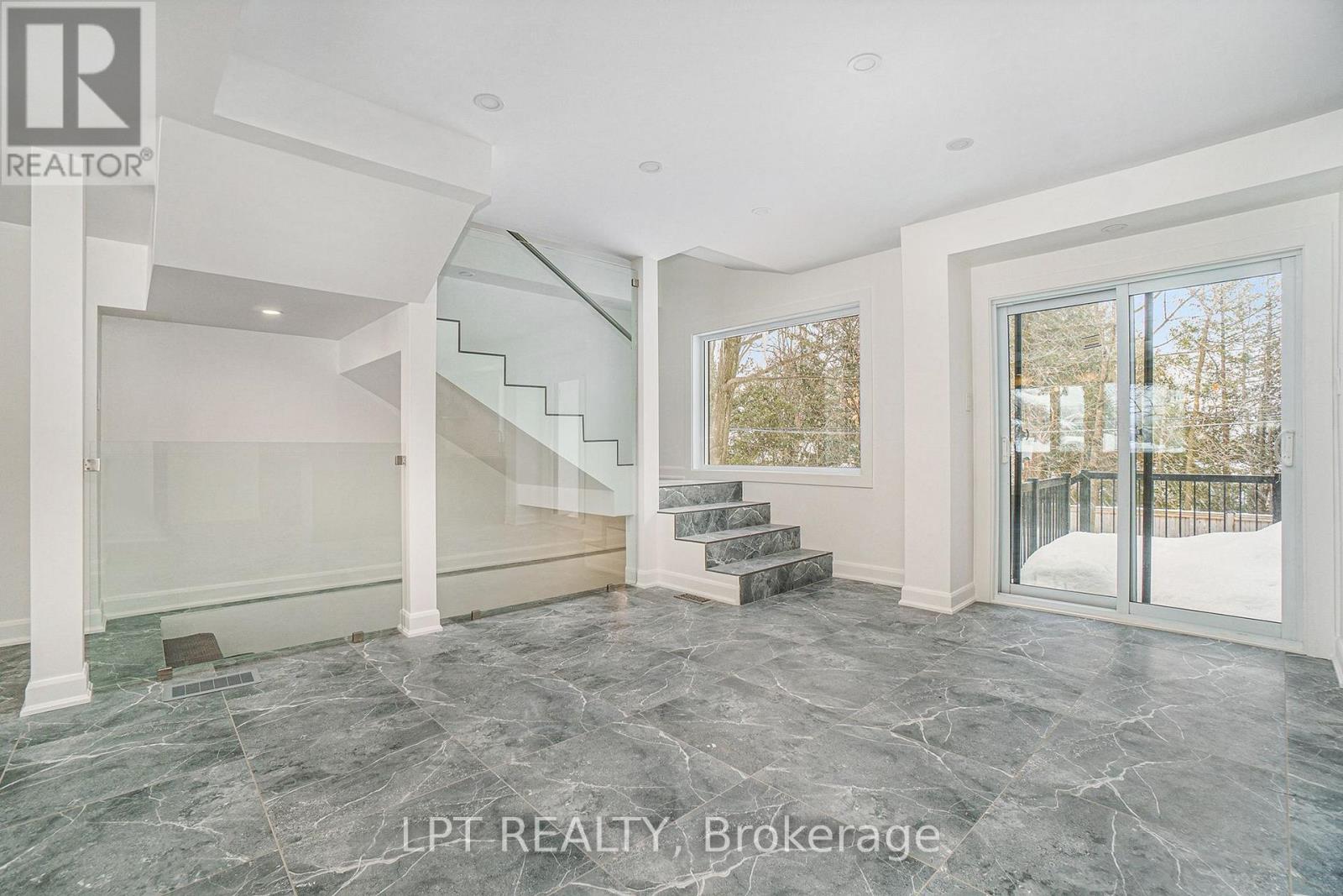 2112 Alta Vista Drive, Ottawa, Ontario  K1H 7L8 - Photo 15 - X13561476
