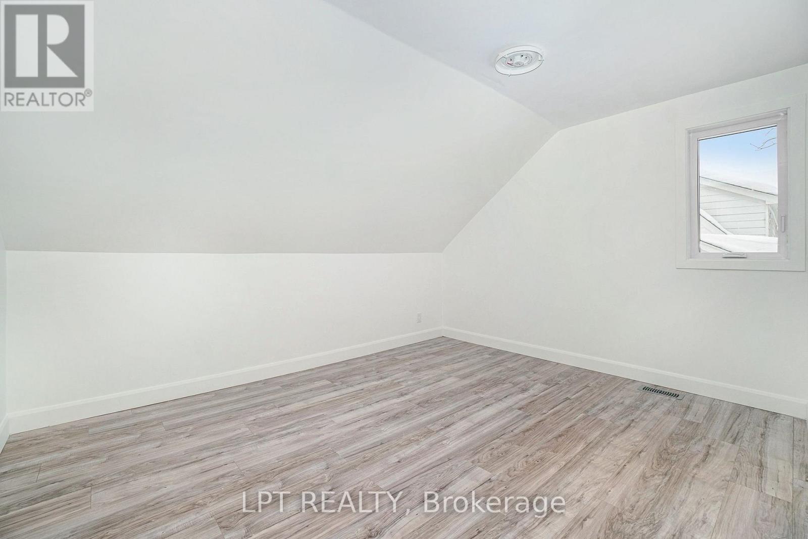 2112 Alta Vista Drive, Ottawa, Ontario  K1H 7L8 - Photo 20 - X13561476