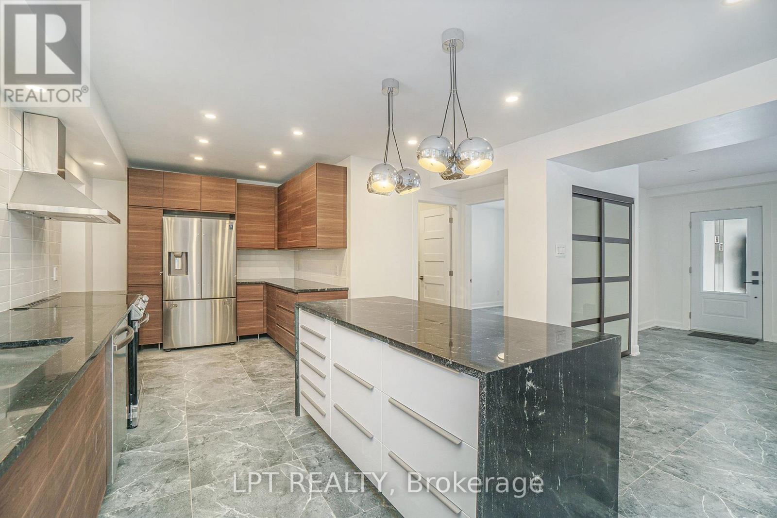 2112 Alta Vista Drive, Ottawa, Ontario  K1H 7L8 - Photo 7 - X13561476