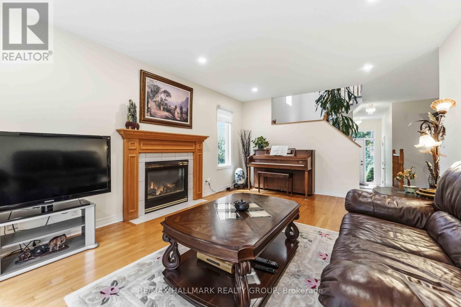 28 Sonata Place, Ottawa, Ontario  K1G 6H2 - Photo 5 - X13561704
