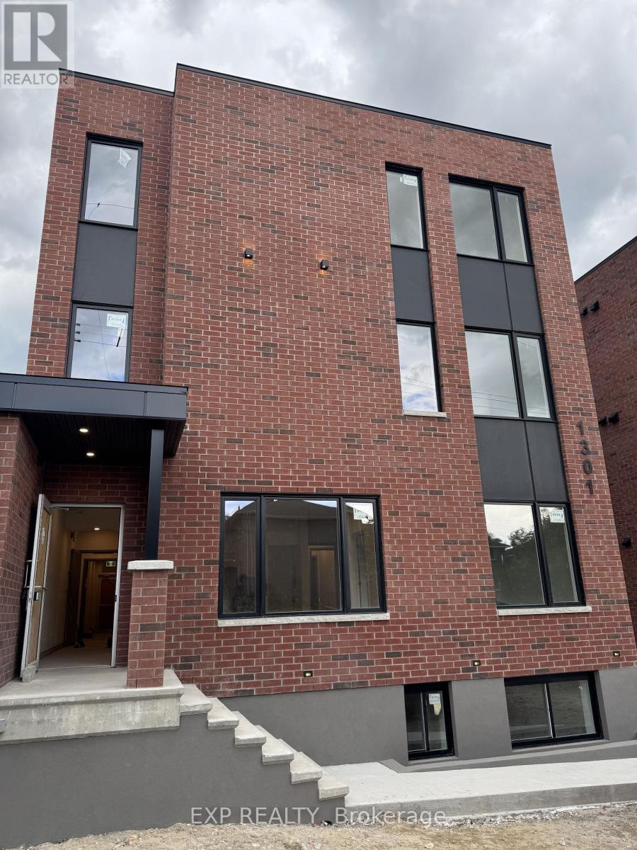 1 - 1301 Dorchester Avenue, Ottawa, Ontario  K1Z 8E8 - Photo 13 - X13561802