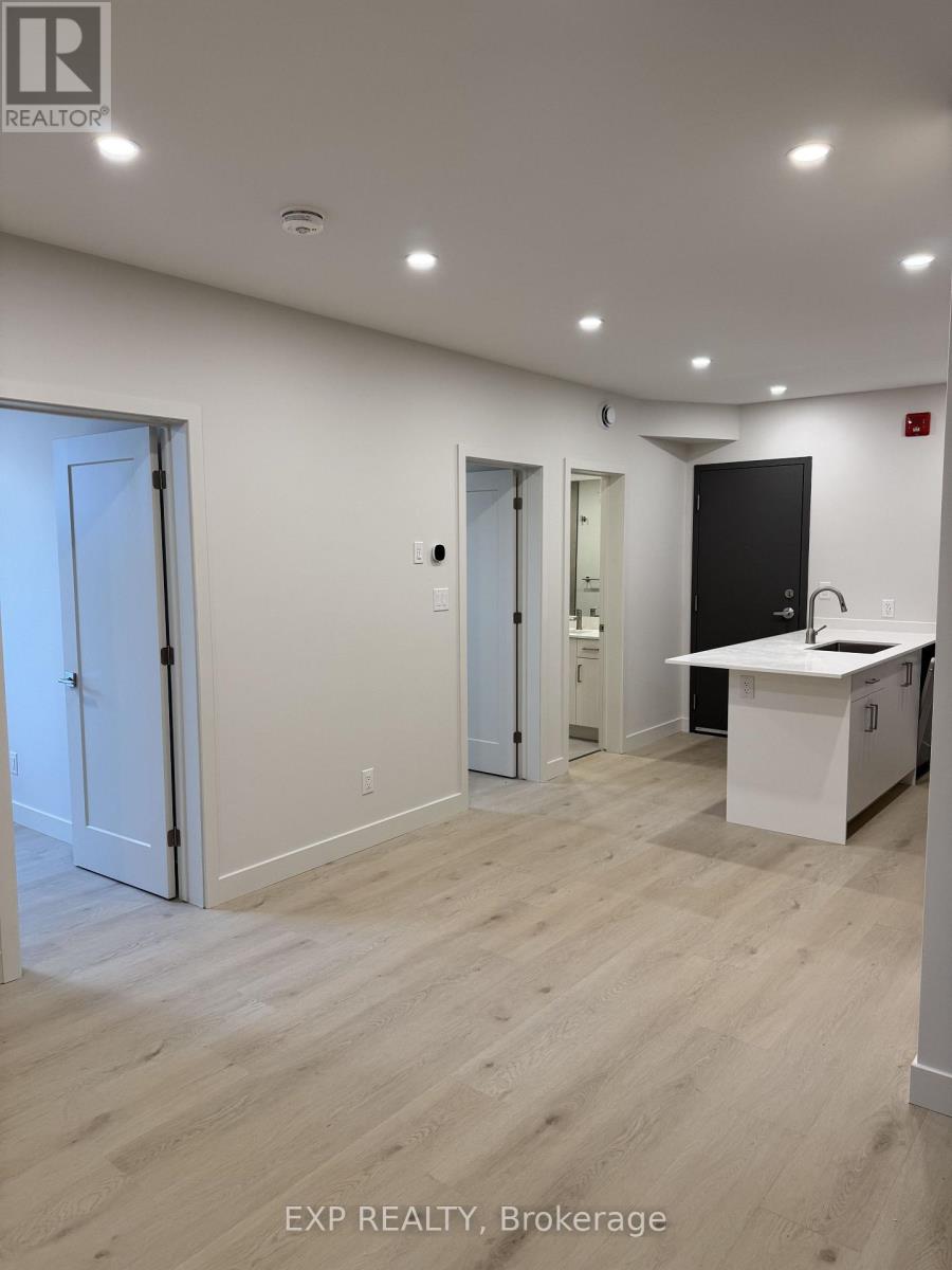 1 - 1301 Dorchester Avenue, Ottawa, Ontario  K1Z 8E8 - Photo 4 - X13561802