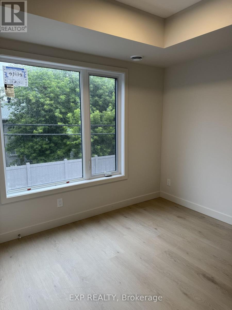4 - 1301 Dorchester Avenue, Ottawa, Ontario  K1Z 8E8 - Photo 6 - X13561816