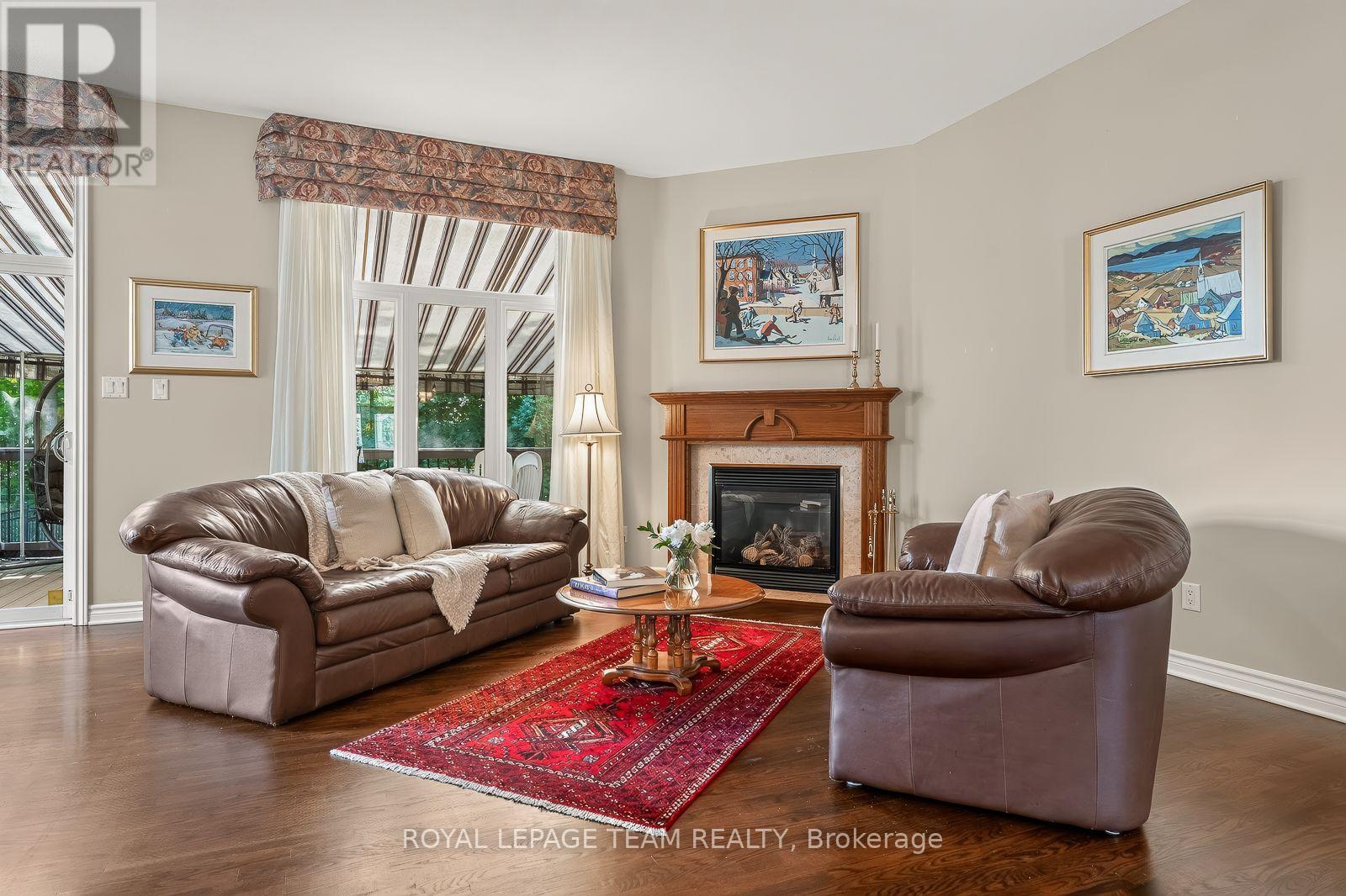 102 Golflinks Drive, Ottawa, Ontario  K2J 5L3 - Photo 2 - X13561856