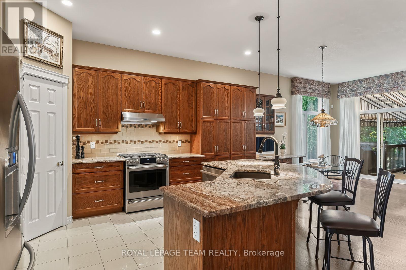 102 Golflinks Drive, Ottawa, Ontario  K2J 5L3 - Photo 8 - X13561856