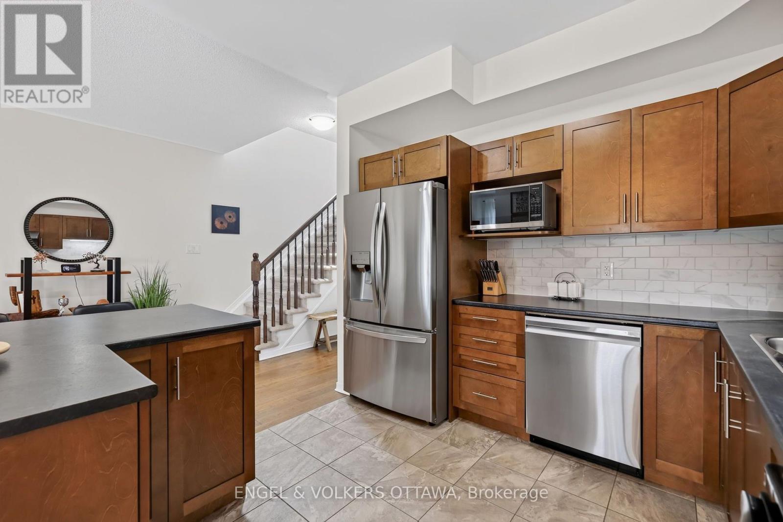 601 Via Campanale Avenue, Ottawa, Ontario  K2J 4A2 - Photo 14 - X13561892