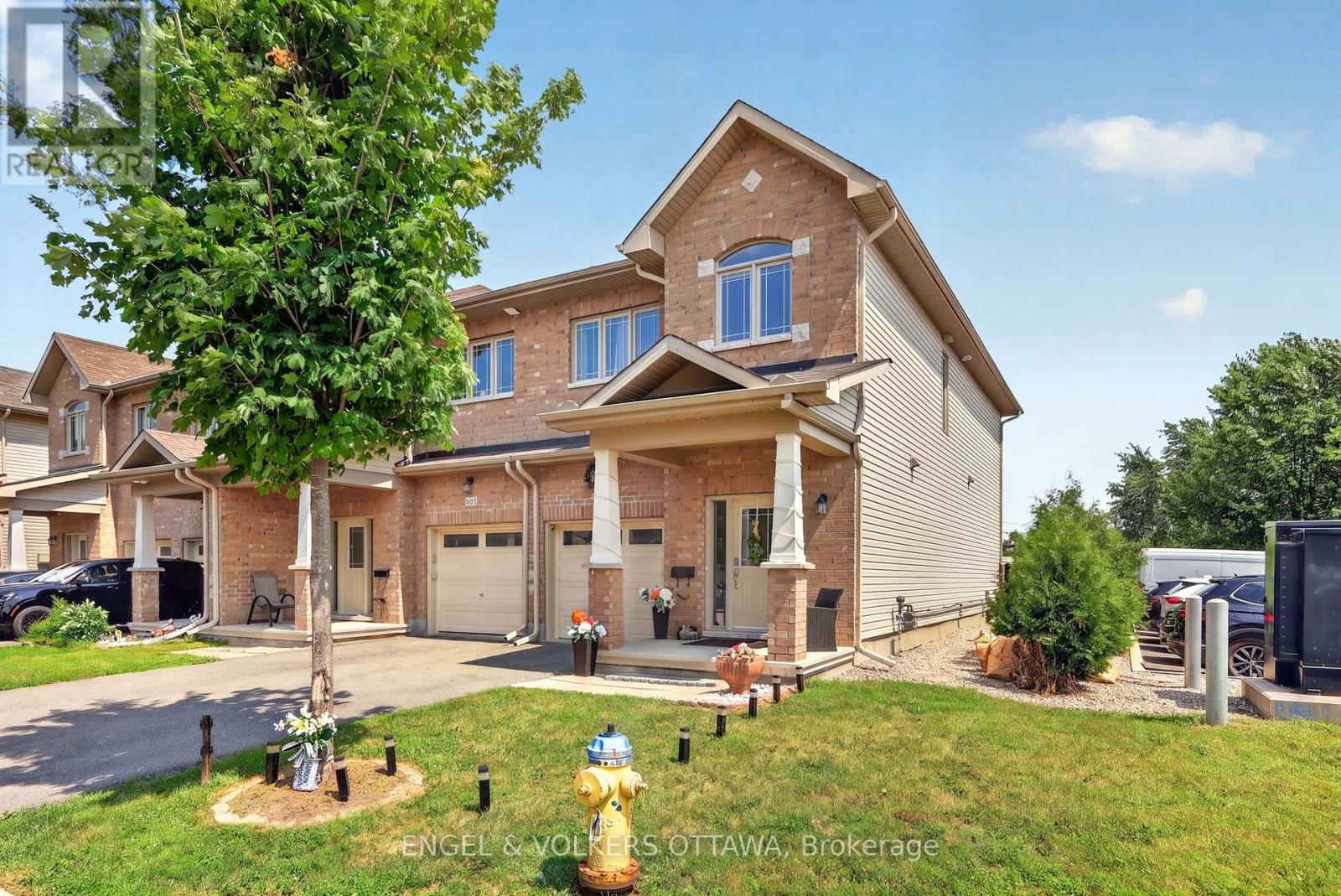 601 Via Campanale Avenue, Ottawa, Ontario  K2J 4A2 - Photo 2 - X13561892