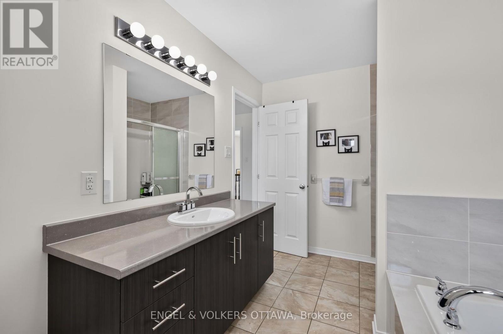 601 Via Campanale Avenue, Ottawa, Ontario  K2J 4A2 - Photo 40 - X13561892
