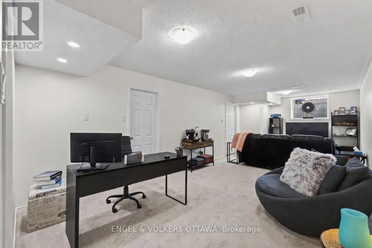 601 Via Campanale Avenue, Ottawa, Ontario  K2J 4A2 - Photo 43 - X13561892