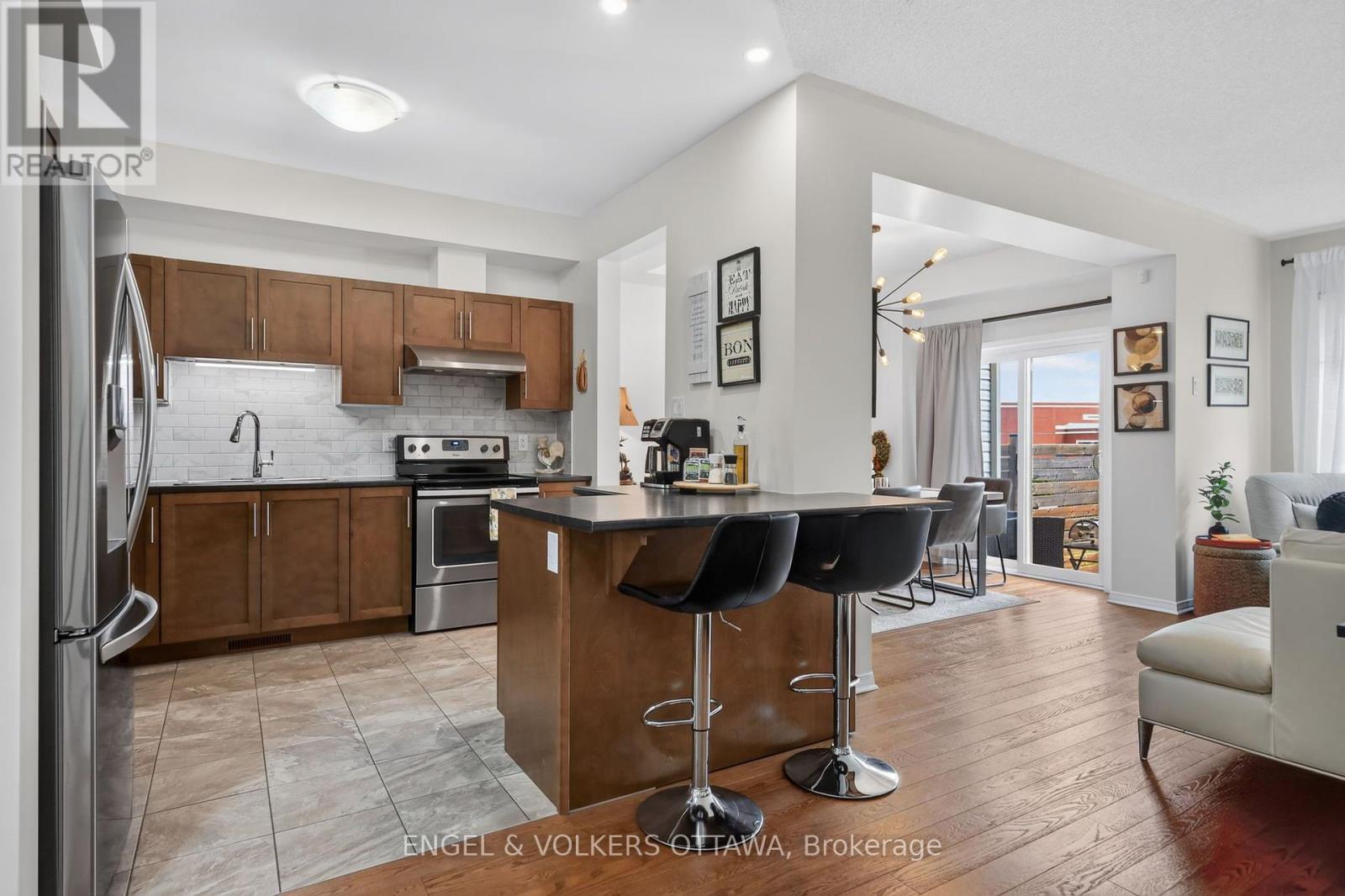 601 Via Campanale Avenue, Ottawa, Ontario  K2J 4A2 - Photo 8 - X13561892