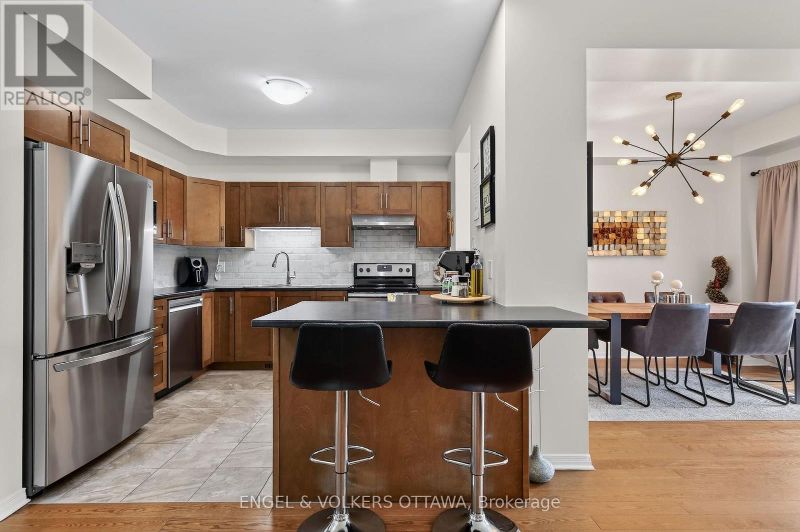 601 Via Campanale Avenue, Ottawa, Ontario  K2J 4A2 - Photo 9 - X13561892