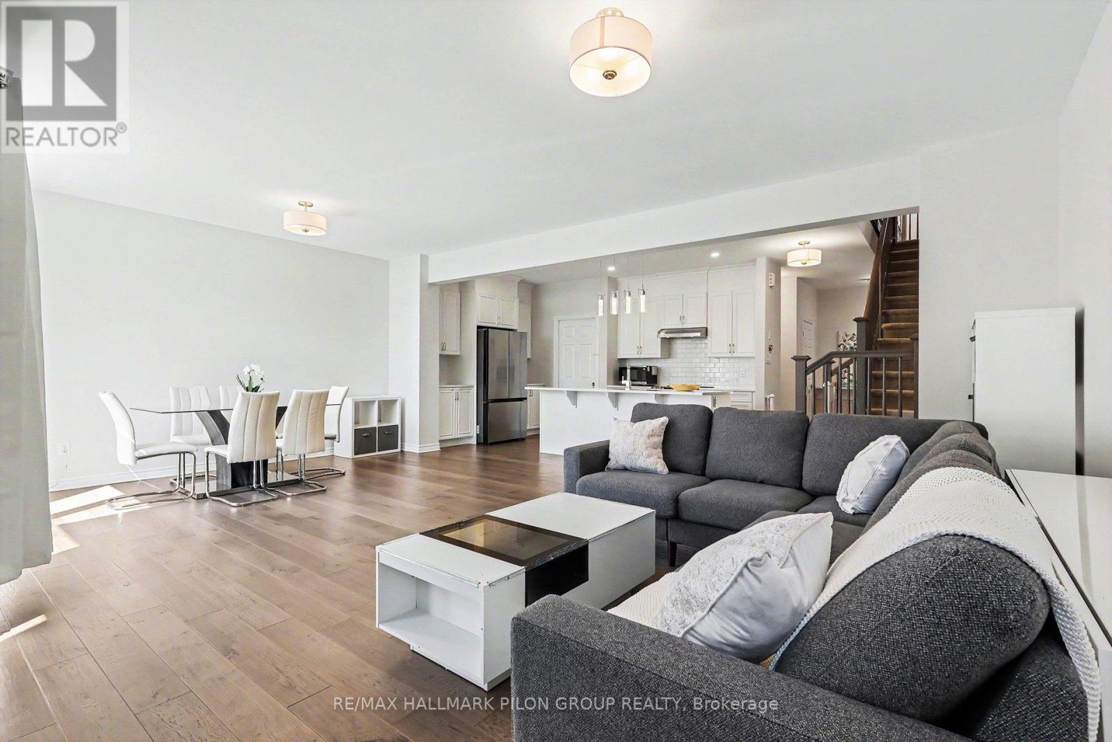 396 Ventoux Avenue, Ottawa, Ontario  K4A 5L9 - Photo 6 - X13561964