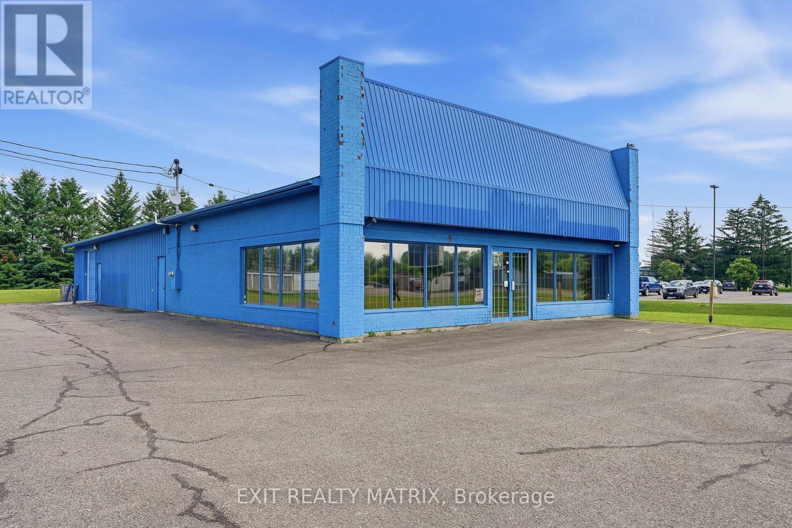 699 Notre Dame Road, Russell, Ontario  K0A 1W0 - Photo 2 - X13561968
