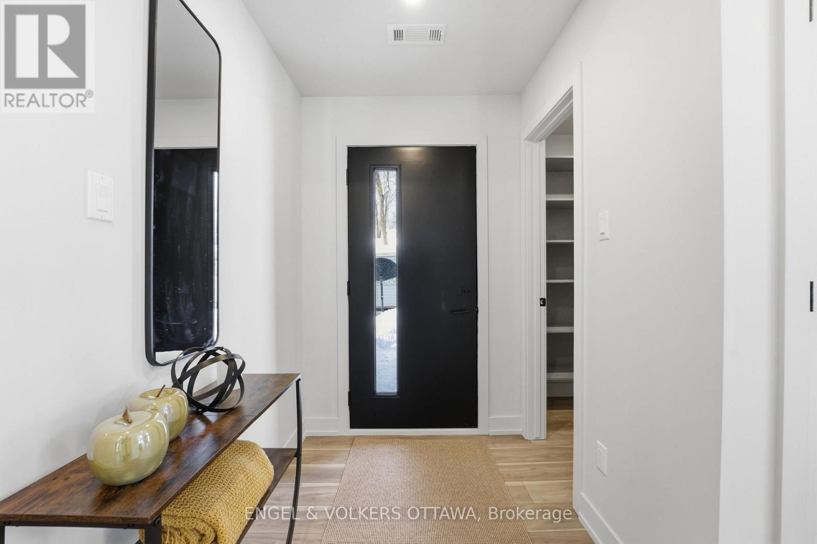 557 Bayview Drive, Ottawa, Ontario  K0A 3M0 - Photo 4 - X13562148