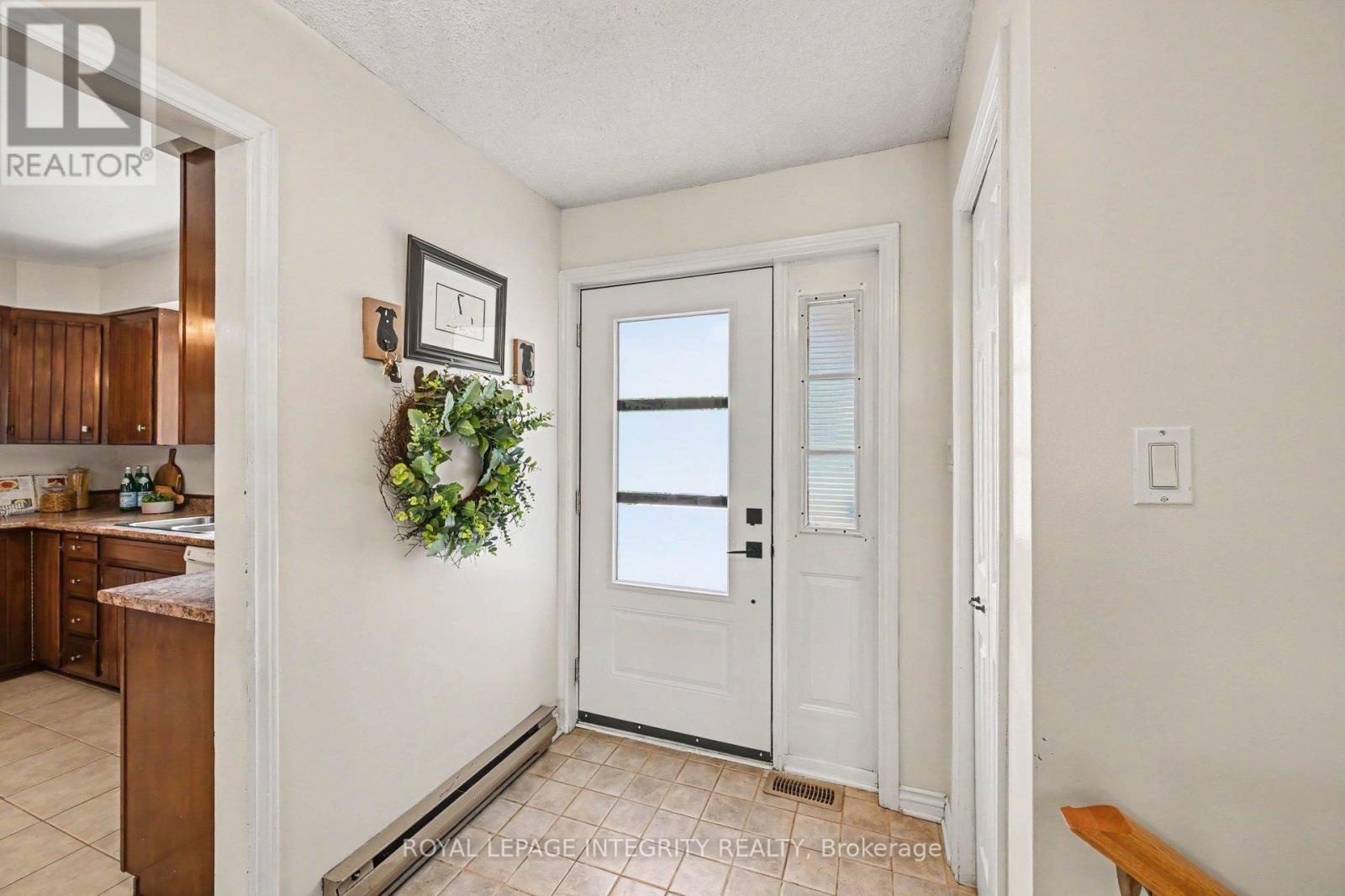 19 Jessie Drive, Perth, Ontario  K7H 3J8 - Photo 3 - X13562338