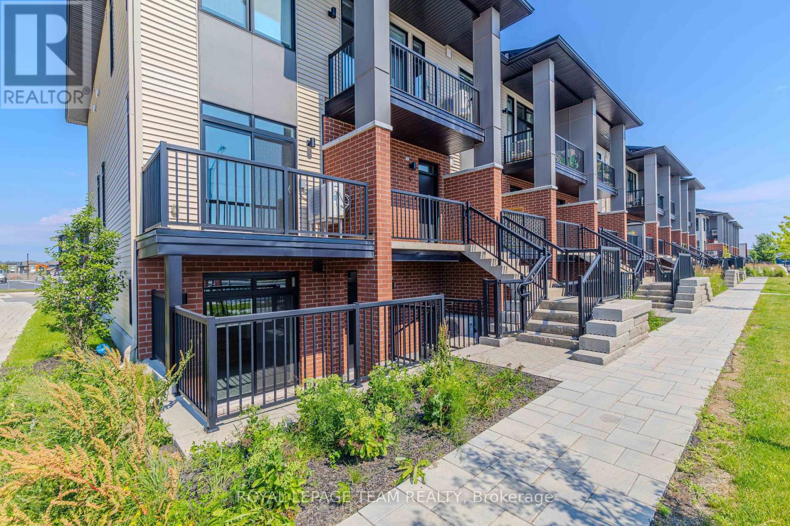 4787a Bank Street, Ottawa, Ontario  K1T 0Z7 - Photo 1 - X13562584