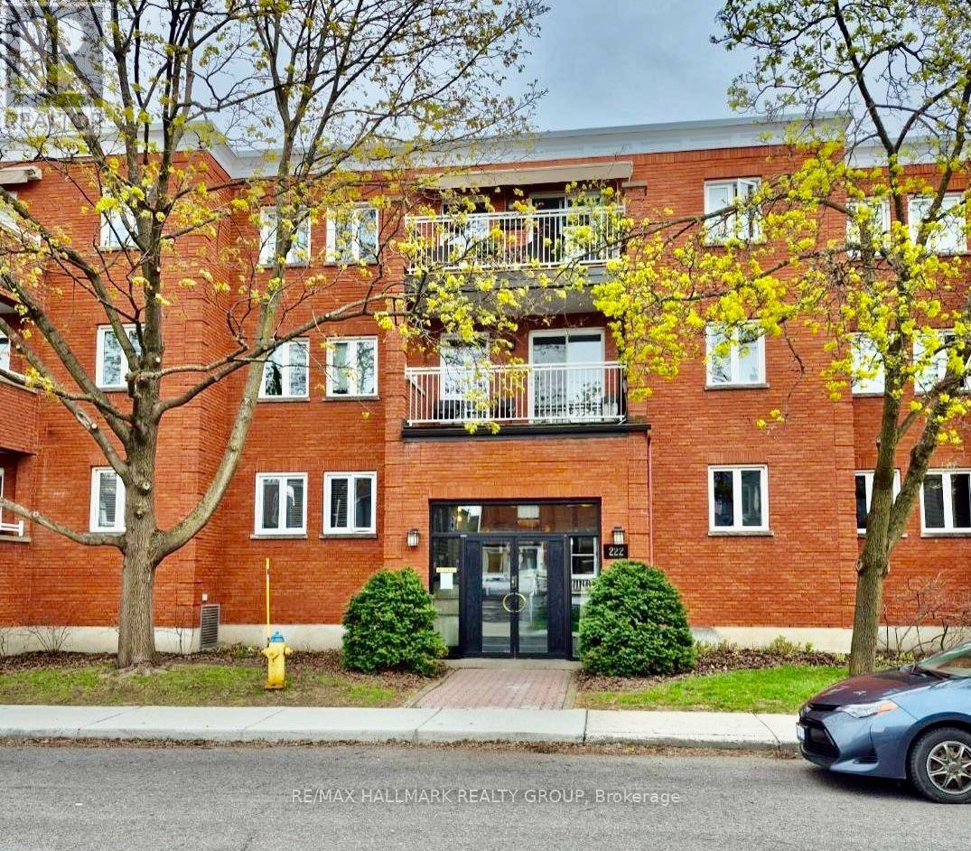 201 - 222 Bruyere Street, Ottawa, Ontario  K1N 5E3 - Photo 1 - X13562614