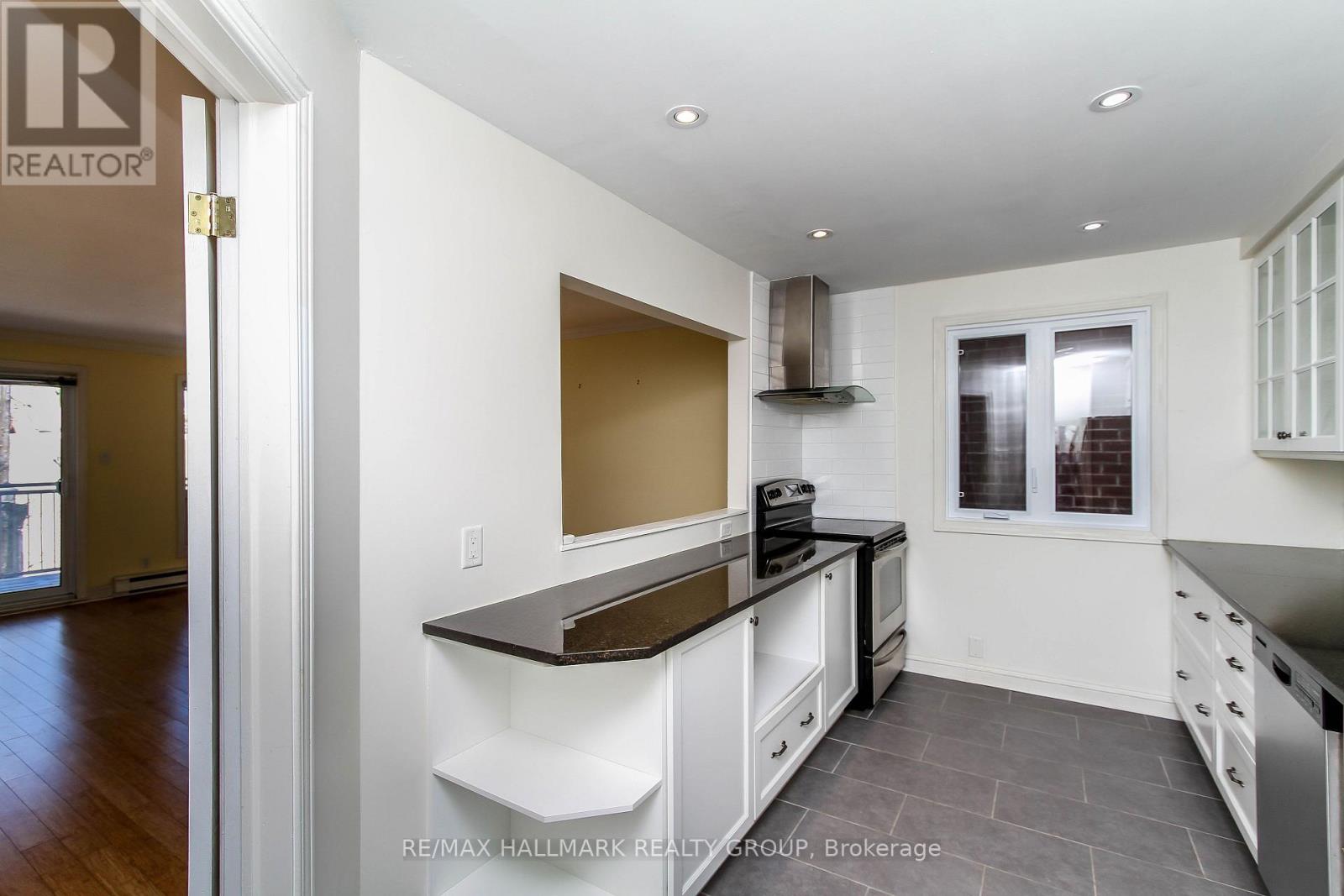 201 - 222 Bruyere Street, Ottawa, Ontario  K1N 5E3 - Photo 14 - X13562614