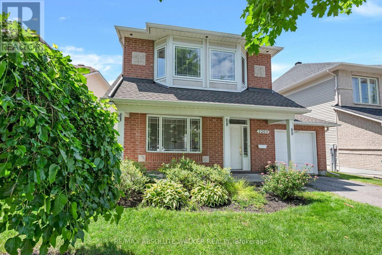 2269 Sandman Crescent, Ottawa, Ontario  K4A 4V7 - Photo 2 - X13562678